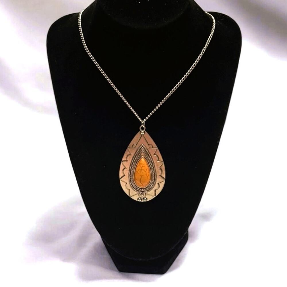 Silver Tone Orange Howlite Stone Teardrop Pendant, Loop Link Chain-NWOT